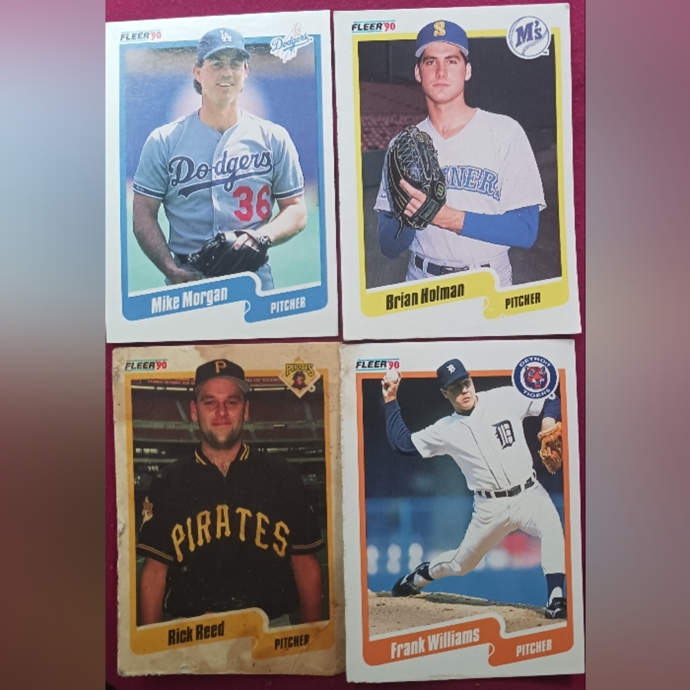Vintage Fleer 90 Baseball trading cards! Never graded! Various players.